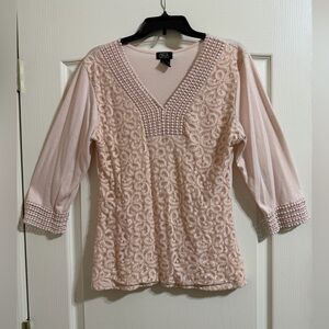 Elegant Lace Women's Blouse